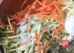 Zucchini egg pancake recipe 4