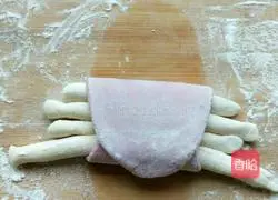 Illustration of how to make crab steamed buns 4