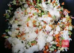Creative fried rice recipe illustration 7