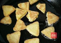 Illustration of making toothpick sandwich 7