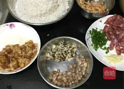 Illustration of how to make raw fried glutinous rice 1