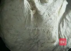 Milk-flavored steamed buns Illustration of how to make steamed buns 1