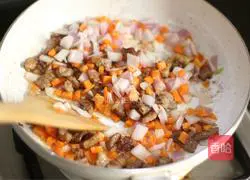 Illustration of how to make mutton fried rice 5