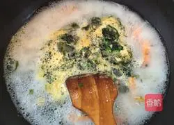 Illustration of how to make shrimp wontons 9