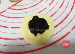 Illustration of how to make mini pumpkin bean paste buns 8