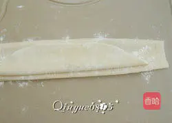 Illustration of how to make noodles with black bean sauce 6