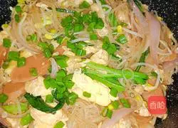 Illustration of how to make fish-flavored fried rice noodles 14