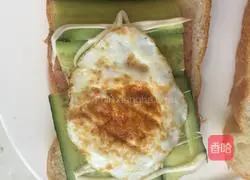 Illustration of how to make a sandwich 6