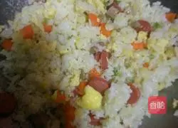 Illustration of how to make delicious fried rice 3