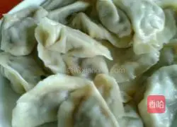 Illustration of Celery, Colorful Pepper and Pork Dumplings 10