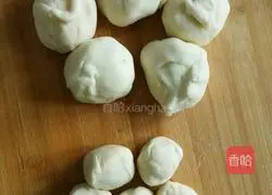 Hollow Illustration of how to make sesame cakes 6