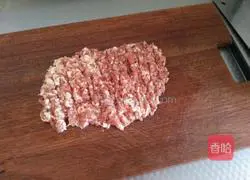 Illustration of how to make beef sauce noodles 2