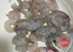 Illustration of how to make shrimp fried rice 4