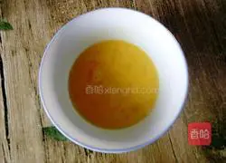 Illustration of how to make sausage with egg pancake 2