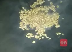 Illustration of how to make three-color egg fried rice 5