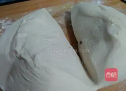 Illustration of how to make shrimp and fungus (vegetarian) buns 5