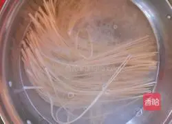 Illustration of how to make delicious fried noodles 7
