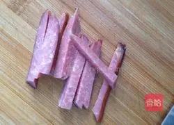 Illustration of how to make egg cakes and sausages 10