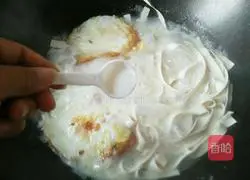 Illustration of how to make green onion noodles 6