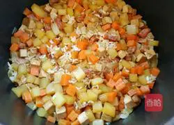 Illustration of how to make nutritious assorted braised rice 9