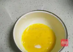 Illustration of making soy milk and fried steamed bun slices 6