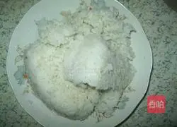 Illustration of how to make ham, corn and egg fried rice 2