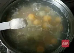 Illustration of how to make two-color glutinous rice balls 4