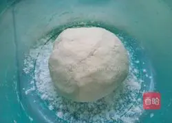 Illustration of how to make handmade buns 1