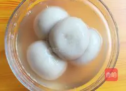Illustration of how to make brown sugar glutinous rice balls 11