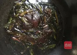 Illustration of how to make noodles with scallion oil 5