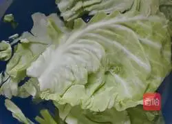 Illustration of how to make old Beijing style bacon fried pancakes 2