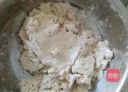 Illustration of how to make pickled cabbage stuffed dumplings 2