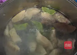 Illustration of how to make colorful dumplings 13