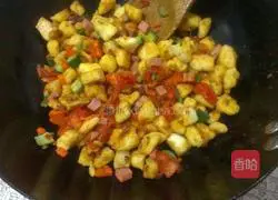 Illustration of how to make fried steamed buns with colorful vegetables 7