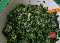 Illustration of how to make two-color dumplings 3