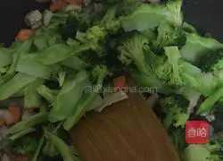 Laoganma Fried Rice Recipe Illustration 5