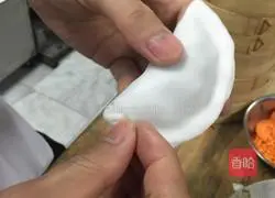 Illustration of how to make hometown bean dumplings 3