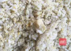 Illustration of how to make pickled cabbage stuffed buns 1