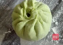 Illustration of how to make colorful stuffed buns 13