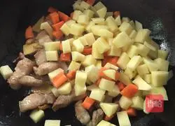 Illustration of how to make potato stewed rice 5