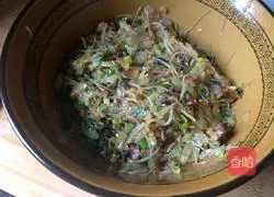 Illustration of how to make vegetarian buns 10