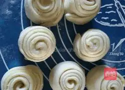 Illustration of how to make egg cakes 6