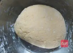 Pumpkin jujube steamed buns Practice illustration 6