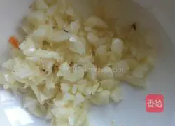 Pineapple Illustration of how to make fried noodles 1
