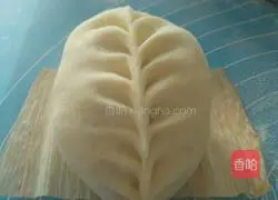 Illustration of how to make pork ribs buns 2