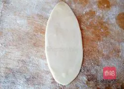 Illustration of how to make bean paste cake with electric pancake 7