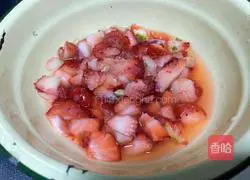 Strawberry Crepe Recipe Illustration 2