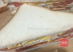 Illustration of how to make breakfast sandwich 9