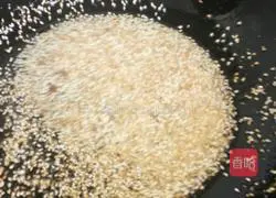 Illustration of how to make fennel and meat dumplings 4