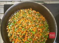 Illustration of how to make egg fried rice 3